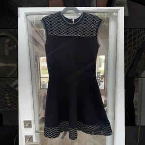 TED BAKER Tessai knitted skater blk ribbed knit w/metallic gold trim details sz4